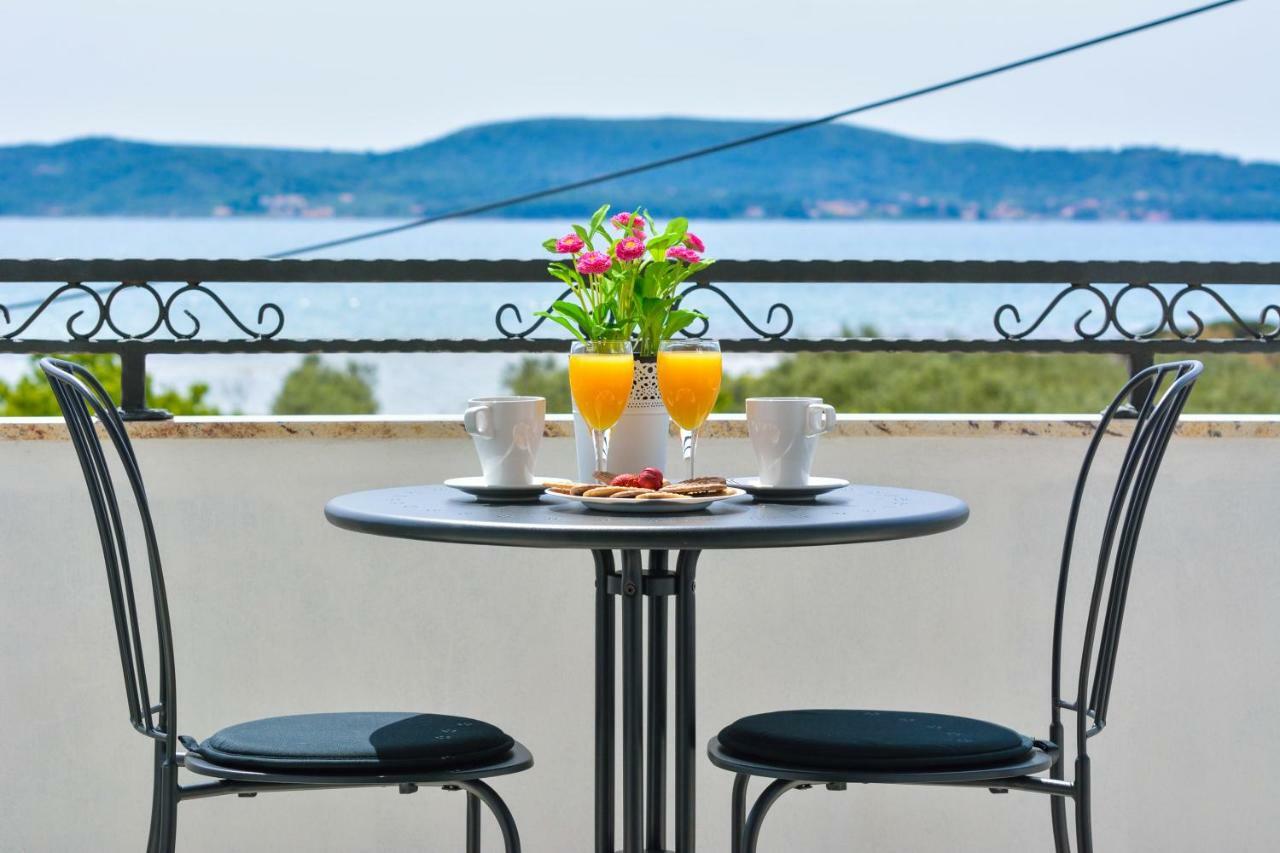 Apartments Feel Good Sukošan Exterior foto